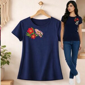 🛍️ TED BAKER Laylar Kirstenbosch Floral Embroidered Navy Blue Tshirt SIZE MEDIUM